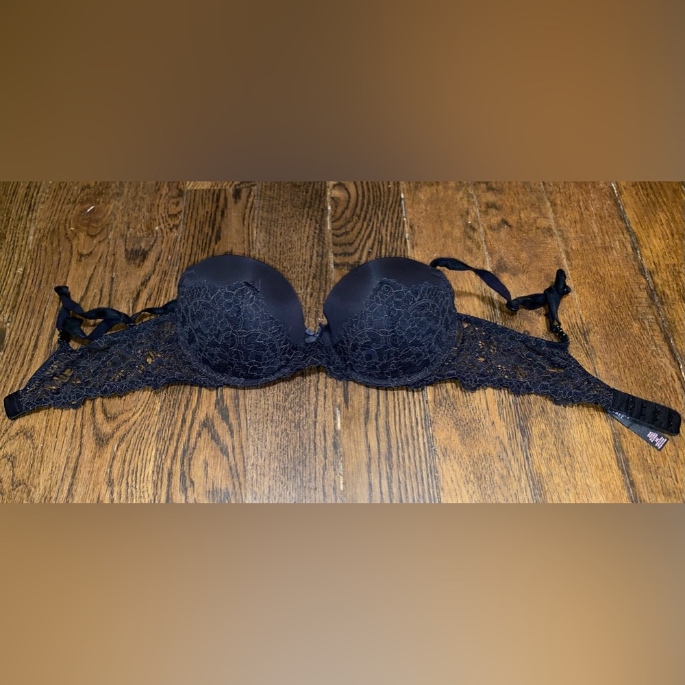 ❌SOLD ON MERCARI❌ VICTORIAS SECRET DREAM ANGELS PUSH UP BALCONETTE BRA SIZE 34C